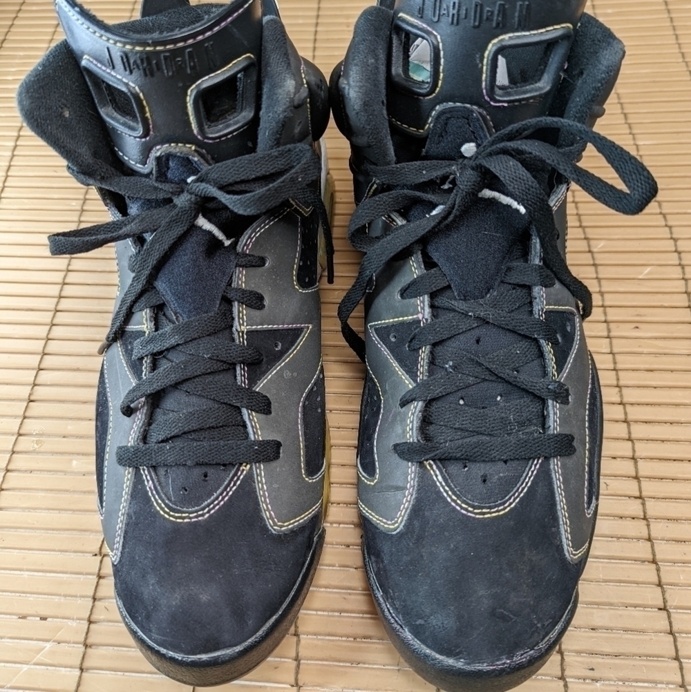 Nike Air Jordan VI 6 Retro 384664-002 Lakers Black Purple Gold Size 11. Cracked